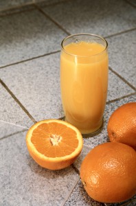 Mit Orangensaft schmecken die Chia-Samen als Frühstück besonders gut